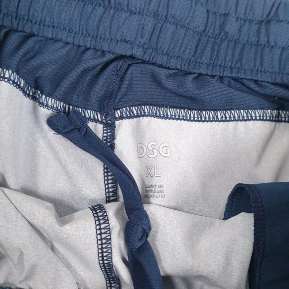 DSG XL Medium Swim Trunks Board Shorts Men Surfing Unlined Vacation Pool Beach - Picture 4 of 6